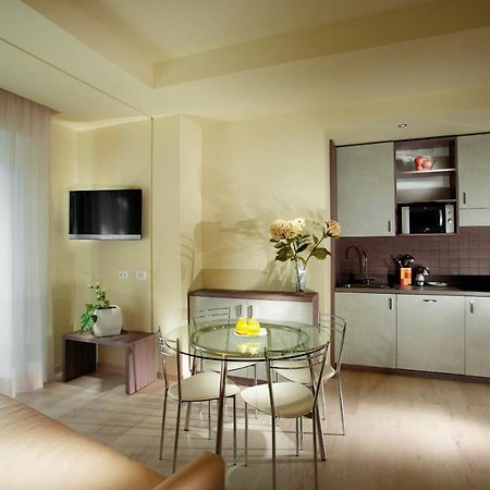 Residence Elisabetta Cesenatico Ngoại thất bức ảnh