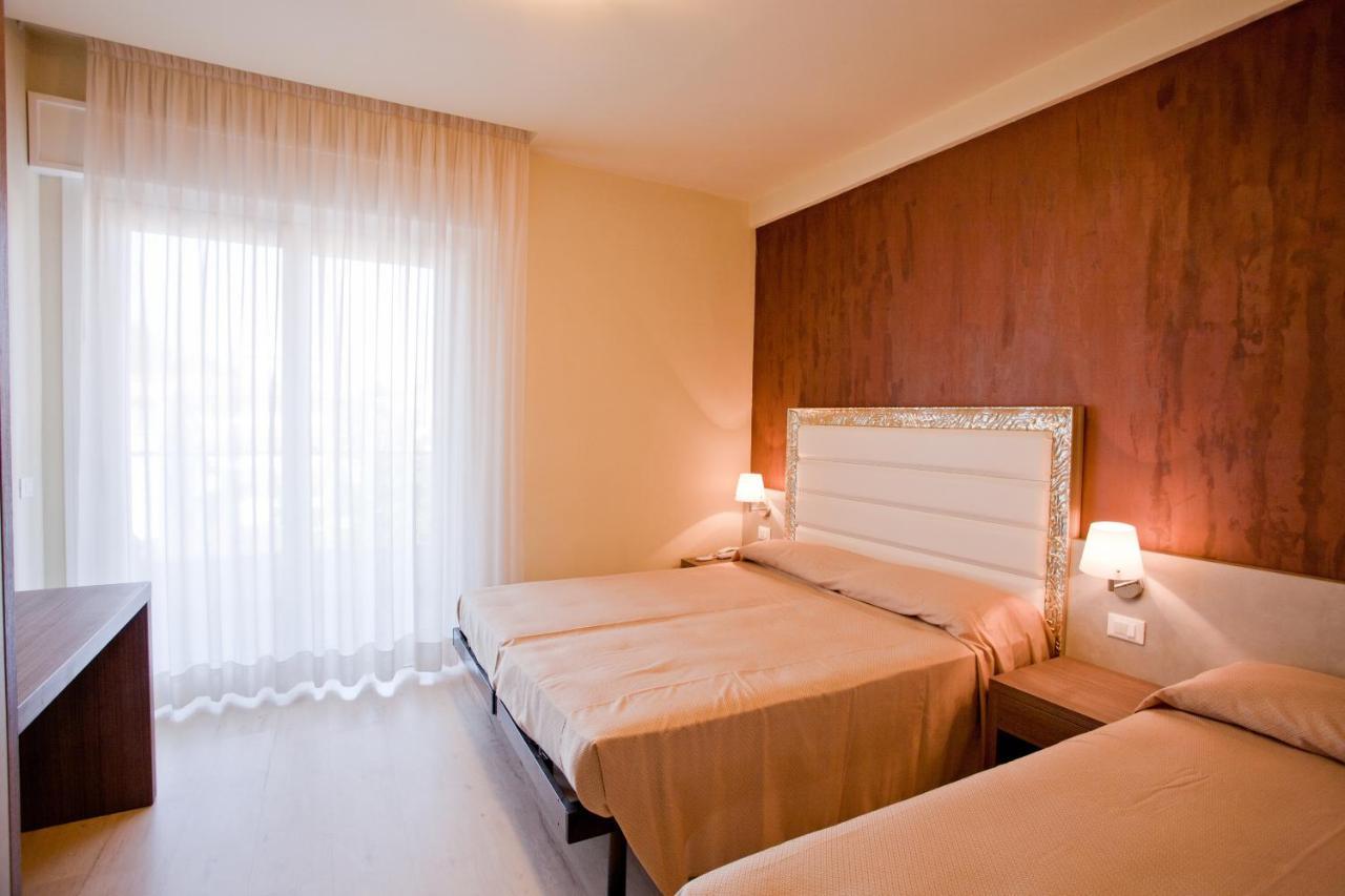 Residence Elisabetta Cesenatico Ngoại thất bức ảnh