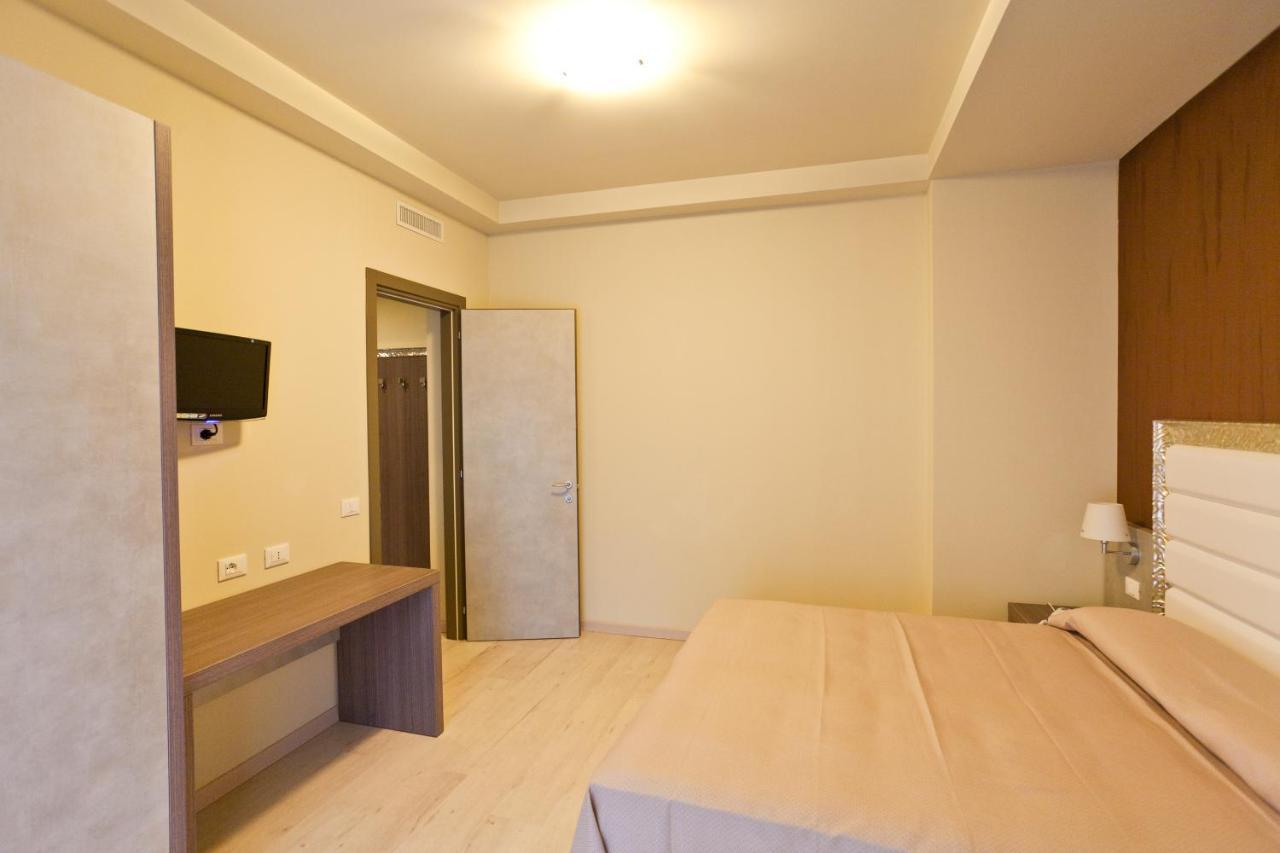 Residence Elisabetta Cesenatico Ngoại thất bức ảnh