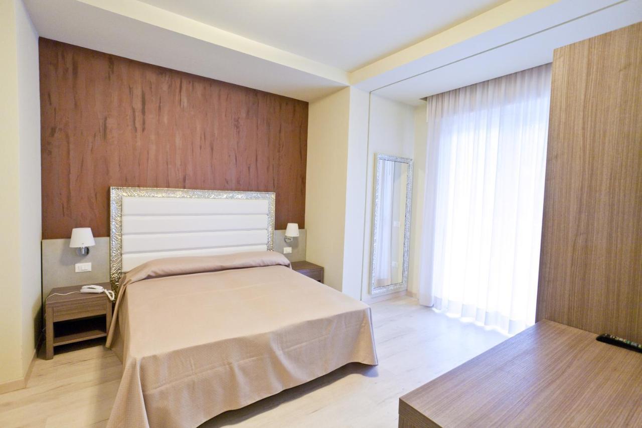 Residence Elisabetta Cesenatico Ngoại thất bức ảnh